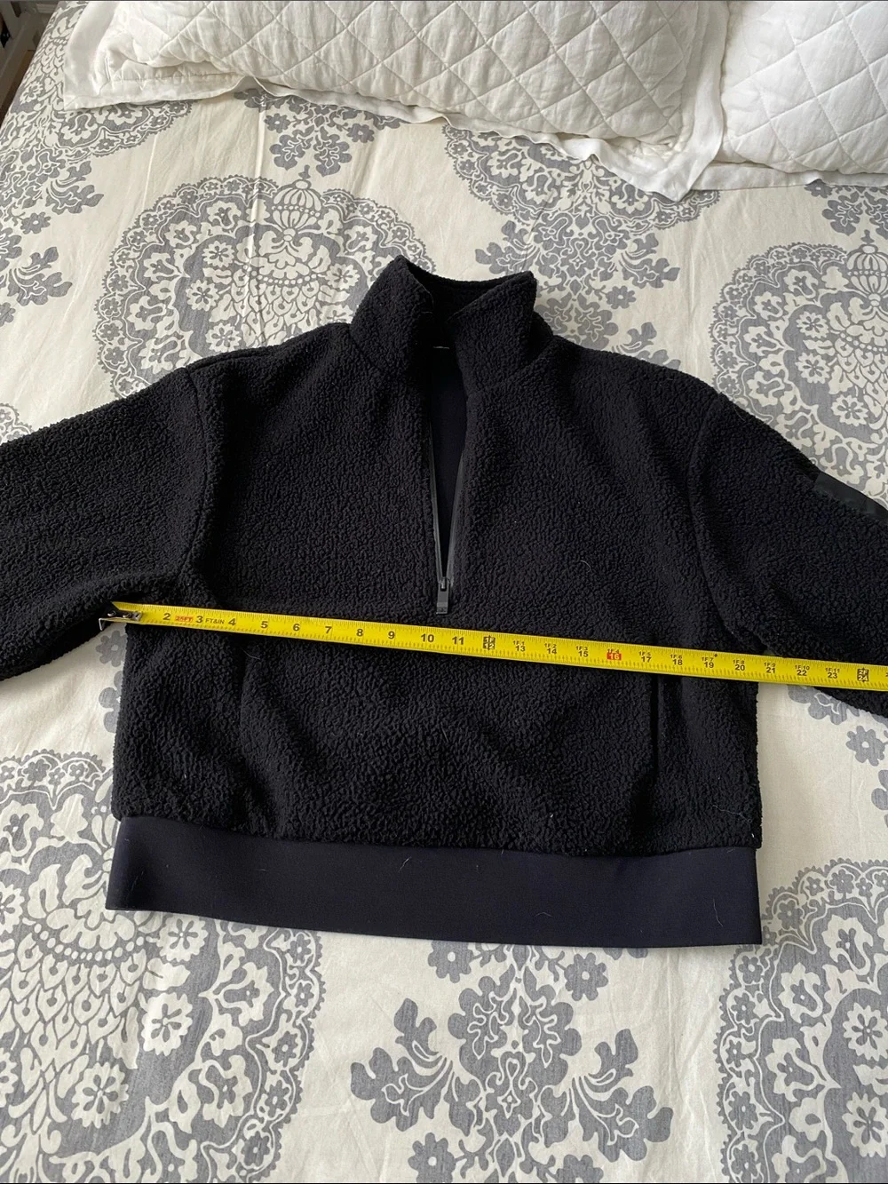 ALO Yoga Black Sherpa Quarter-Zip Pullover Jacket
